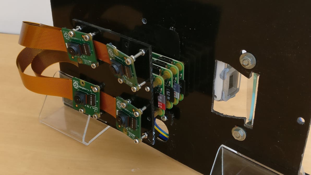 Featured image of Creator Shows How To Make a 3D Scanner Using Rasperry Pi Cameras