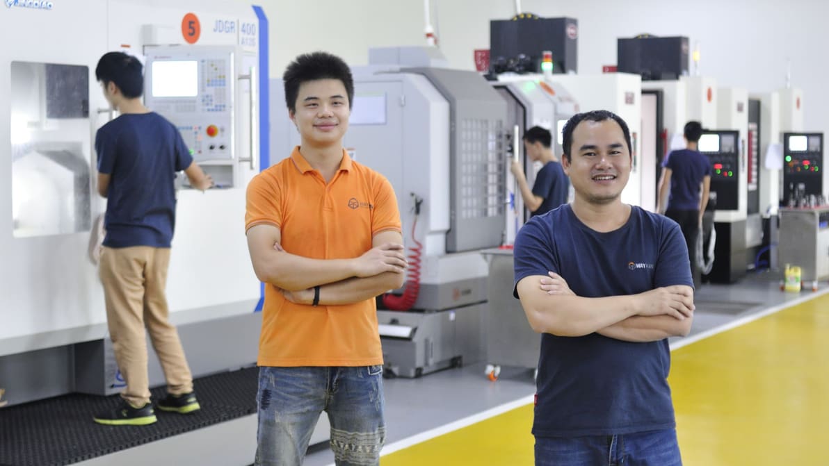 Featured image of 3D Printing vs CNC Machining: Which Technology Should You Use for Rapid Prototyping Services