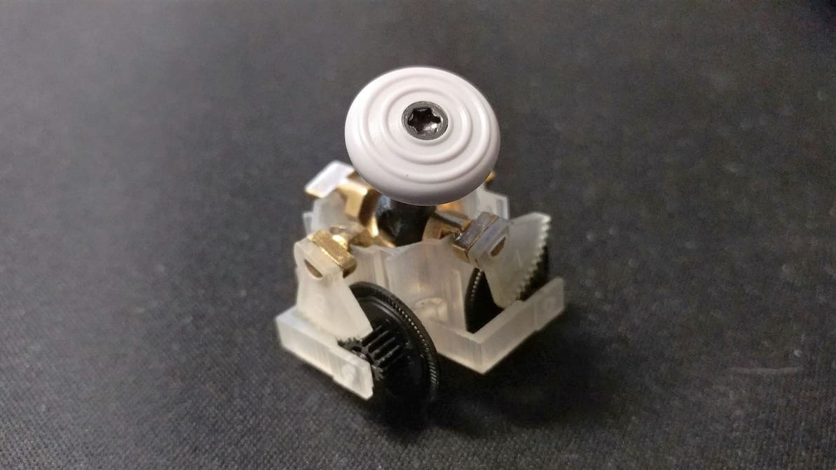 Featured image of Student Redesigns Nintendo 64 Joystick using 3D Printing