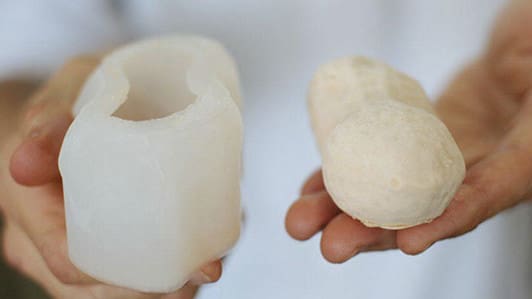 Featured image of Pastry Chef Jordi Bordas Works with BCN3D to Create Golden Peanut