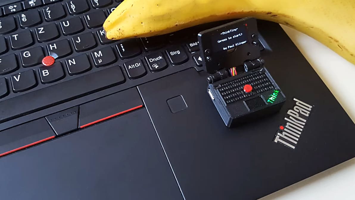 Featured image of This Tiny ThinkPad-Inspired Laptop Plays Snake