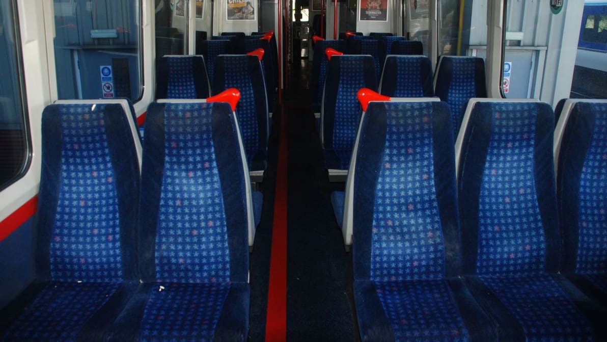 Featured image of UK Railways Services Now Have 3D Printed Armrests and Grab Handles