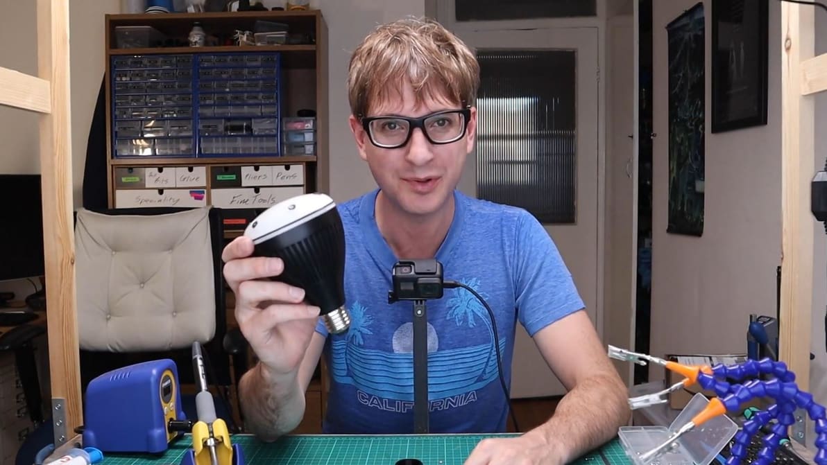 Featured image of This Inventor Created an AI Light Bulb Using an Amazon Echo Dot