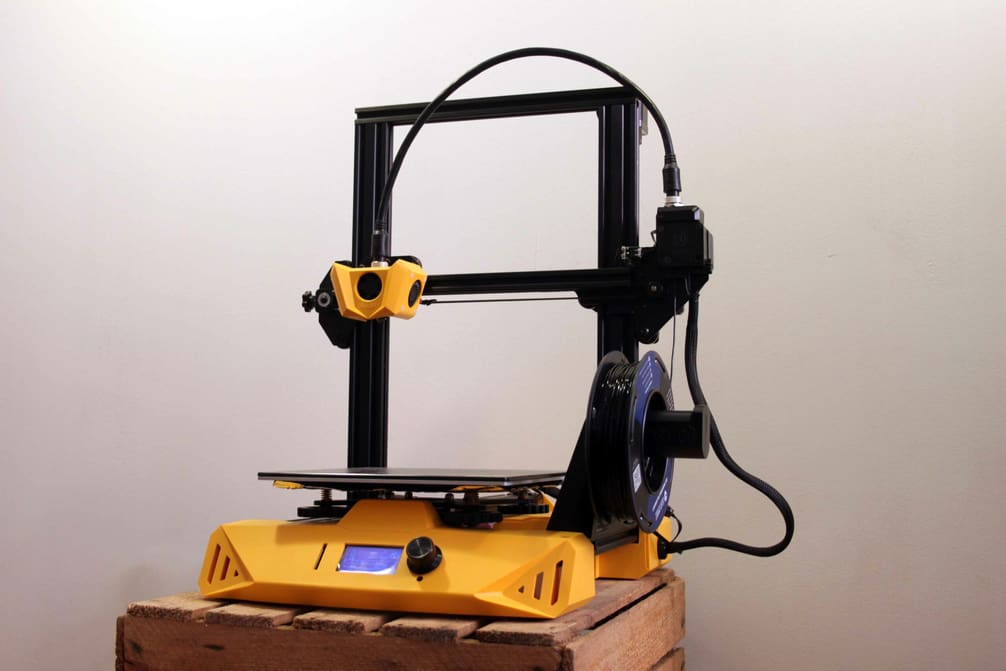 Featured image of Artillery Hornet Review: A Flashy Printer for Beginners
