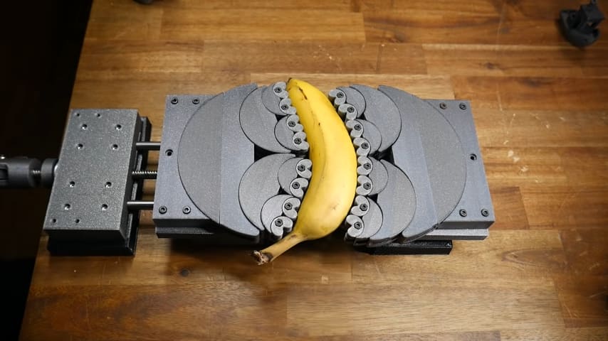 Featured image of Open-Source Tools: 3D Printed Fractal Vise