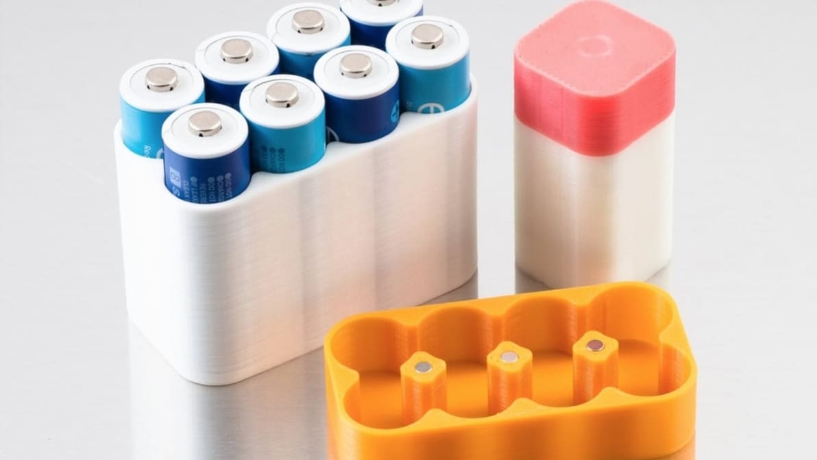 Featured image of The 15 Best Battery Holders to 3D Print
