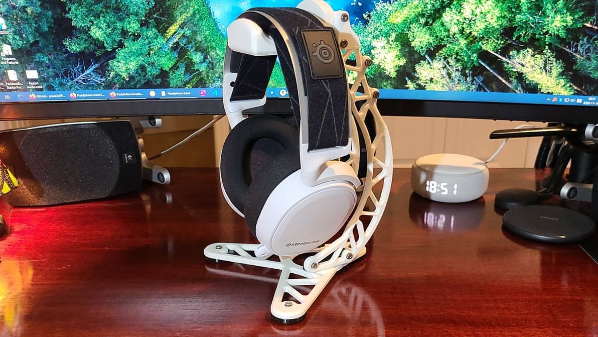 Featured image of Headphone Stand 3D Print: The Best STL Files