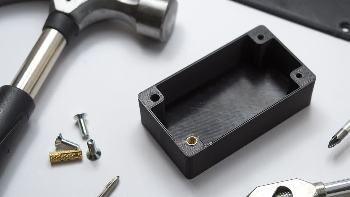 Featured image of 3D Printing Holes: 5 Simple Tips