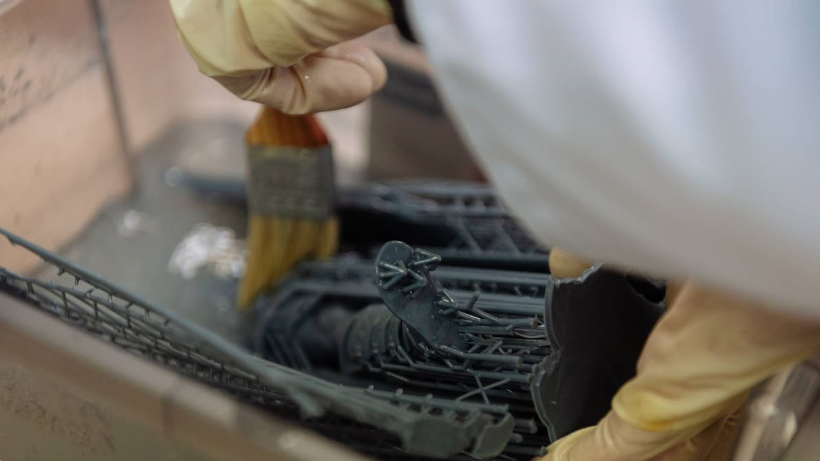 Featured image of How to Clean Up 3D Prints: FDM & Resin Parts