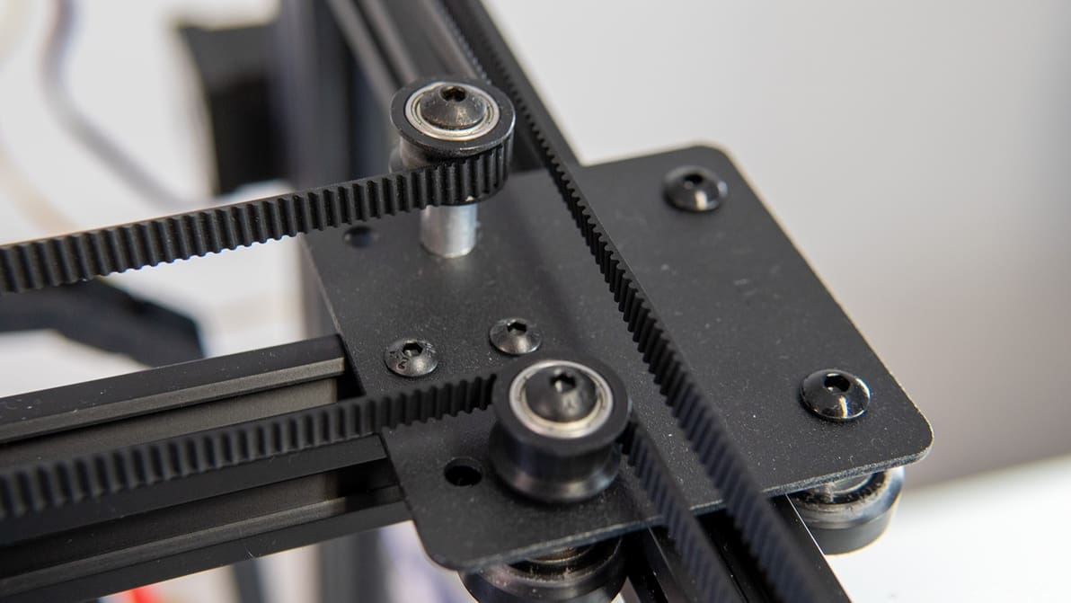 Featured image of CoreXY vs Cartesian 3D Printers: The Differences