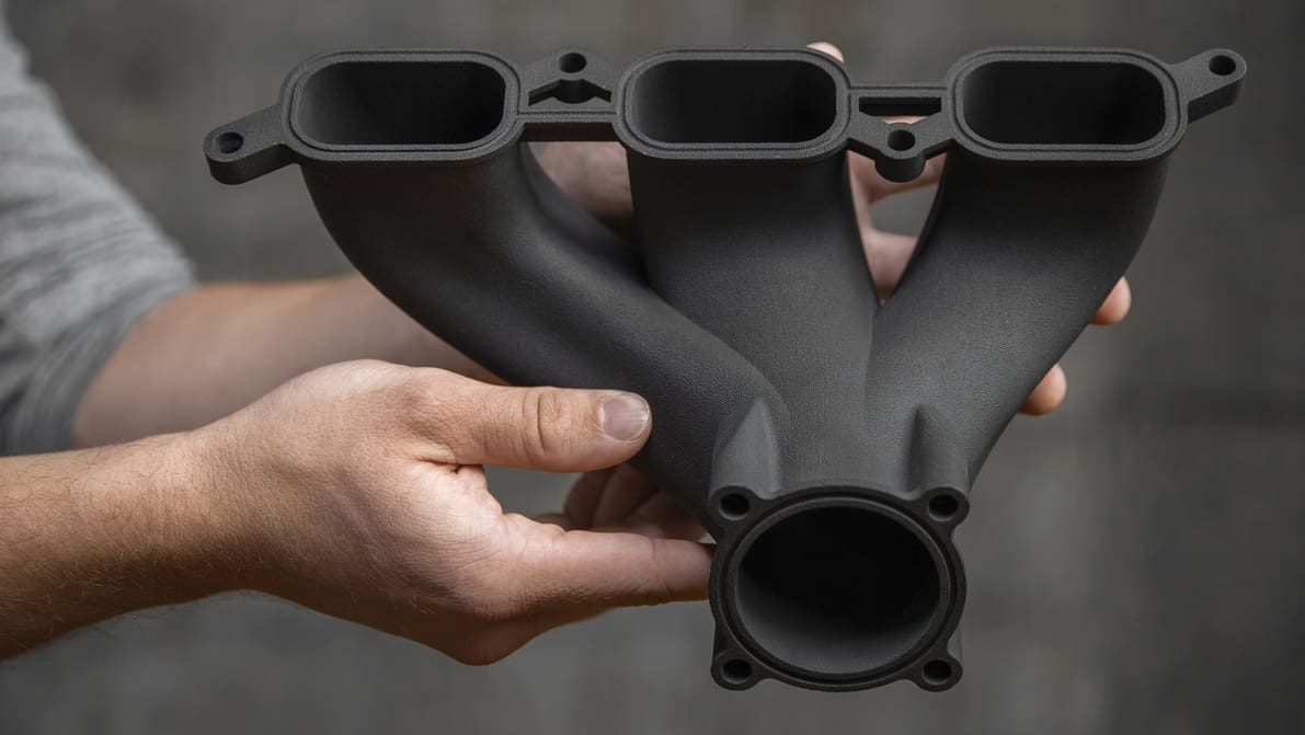 Featured image of The Complete Guide to SLS 3D Printing