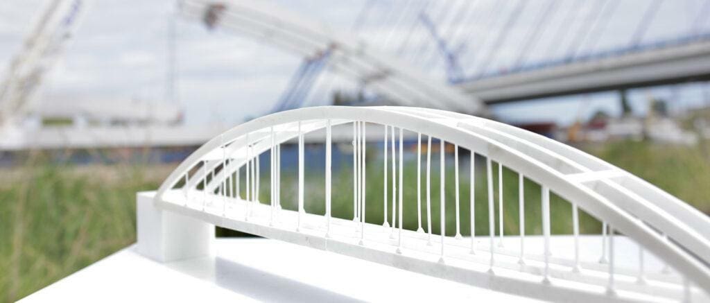 Featured image of 3D Printing Bridging: 6 Tips for Perfect Bridges