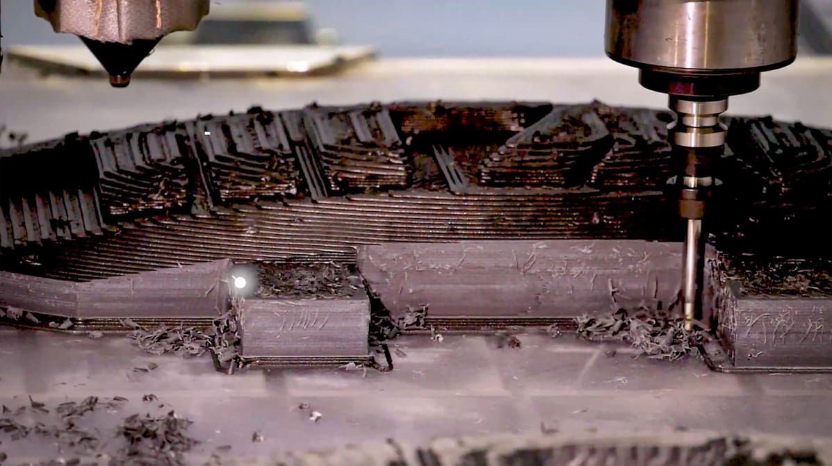 Featured image of 3D Printing & CNC: A Guide to the Best Hybrid 3D Printers