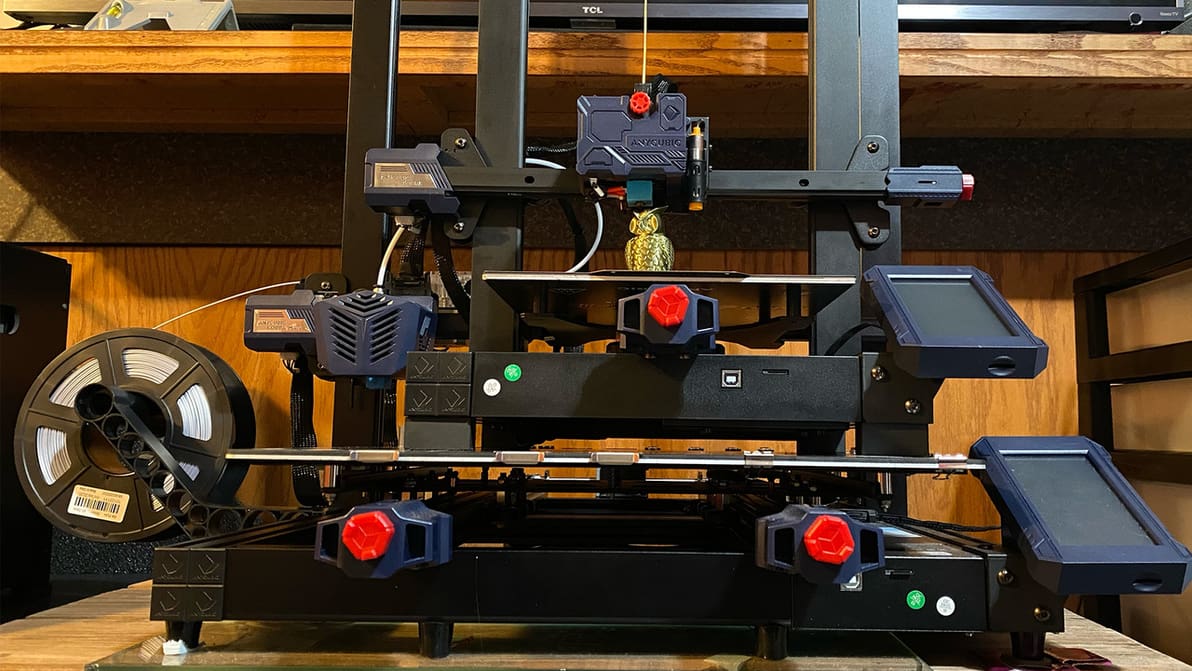 Featured image of Anycubic Kobra vs Kobra Max: The Differences