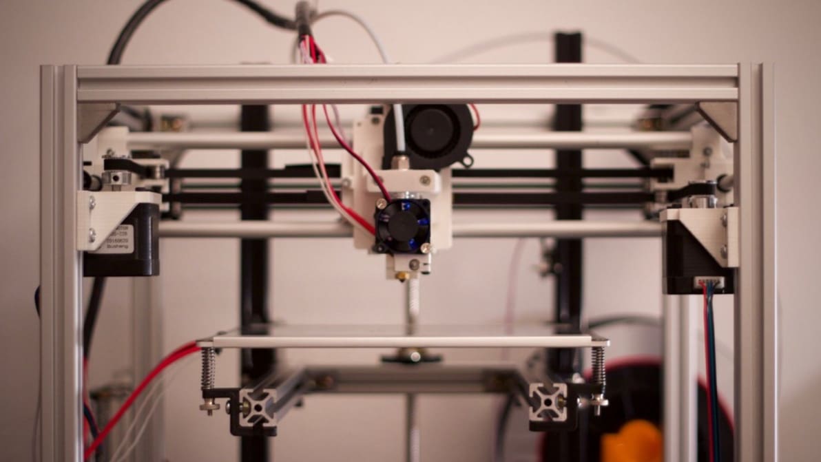 Featured image of DIY 3D Printer: How to Build Your Own 3D Printer