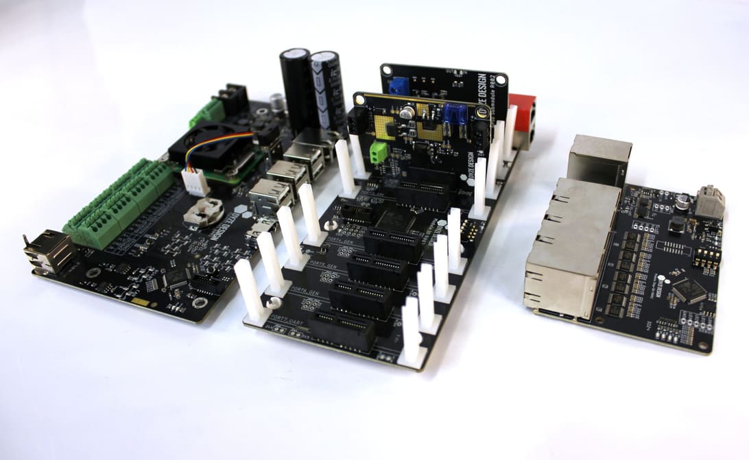 Featured image of Dyze Design’s New Aurora Motion I/O Controller is a Game-Changer for Professional 3D Printing (Ad)