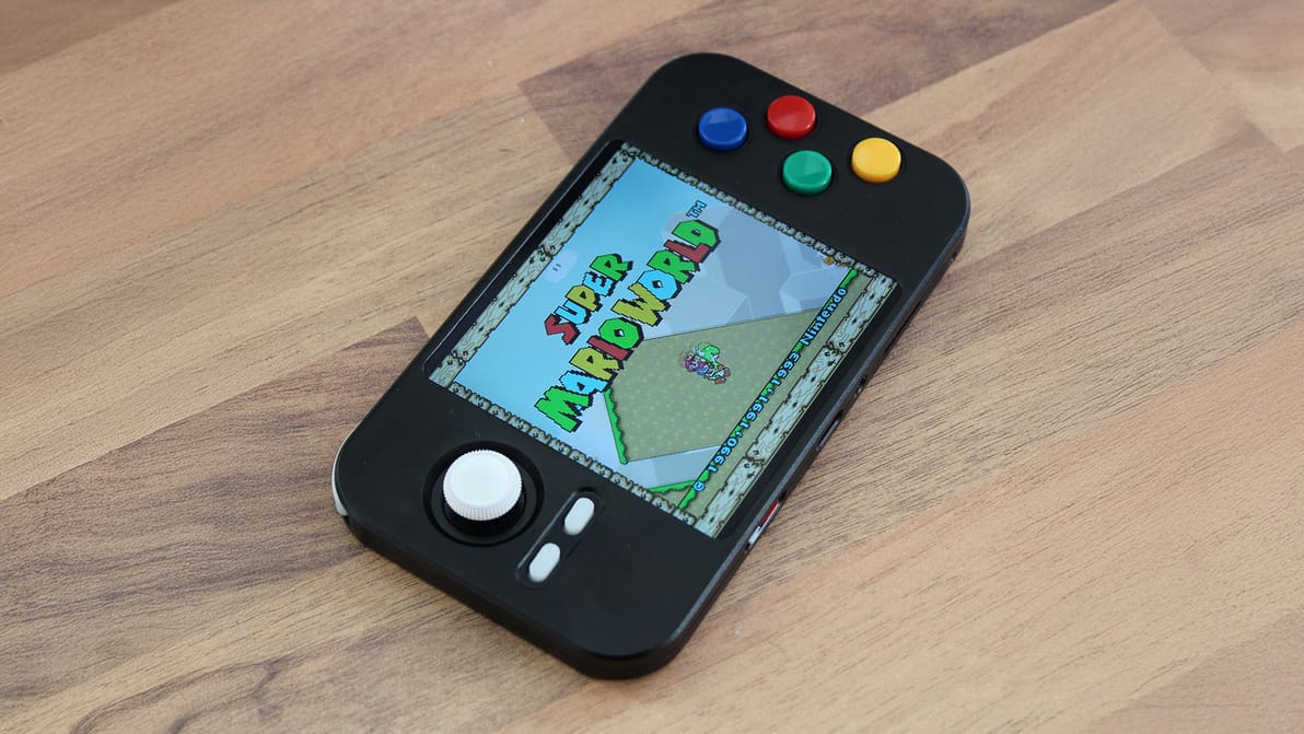 Featured image of This DIY, Pico-Powered Handheld Features a CNC Aluminum Shell