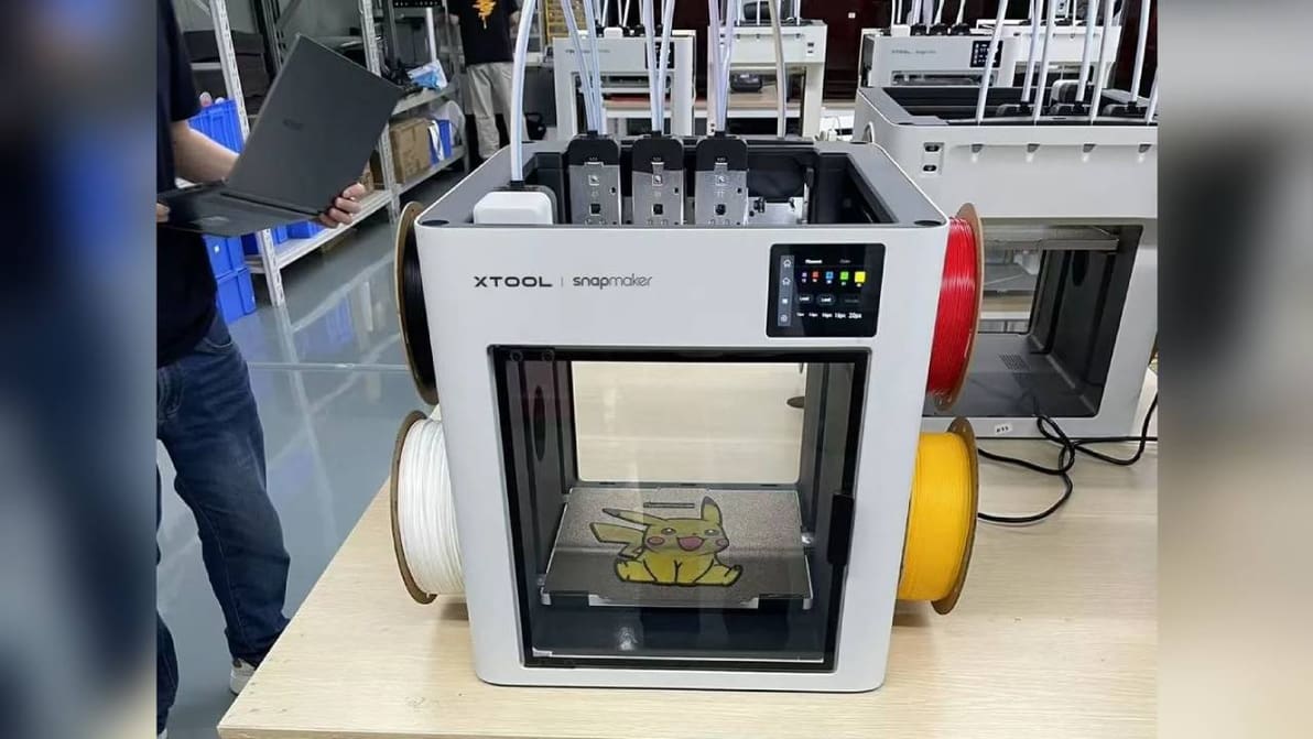 Featured image of xTool and Snapmaker Might Be Teaming Up To Make a Toolchanger 3D Printer