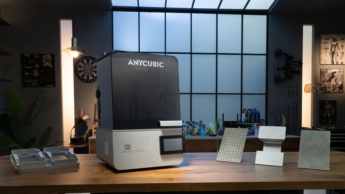 Imagen principal de Anycubic redobla la apuesta con la Photon P1, una impresora 3D de resina prosumer con dos volúmenes de impresión