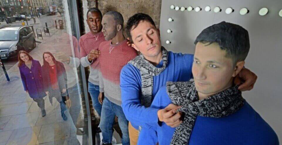 Featured image of Men 3D-printing themselves to find love