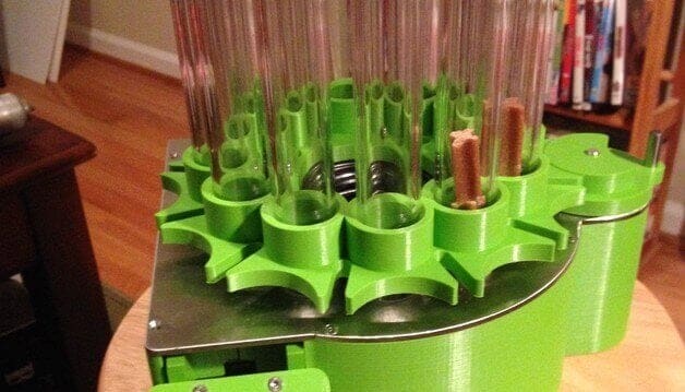 Featured image of Human Designs 3D Printed Dog Feeder with Arduino