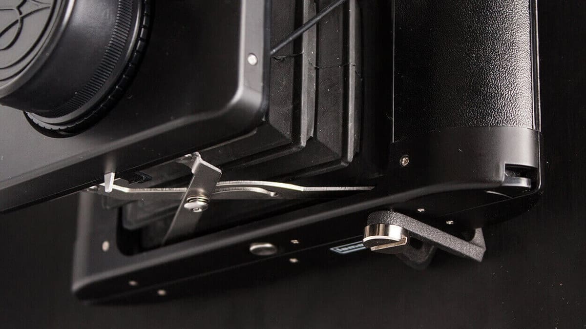 Featured image of HANGIE is a 3D Printed Wall Mount for Vintage Cameras