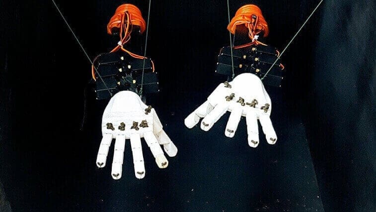 Featured image of Animatronic SignBot Converts Speech into Sign Language