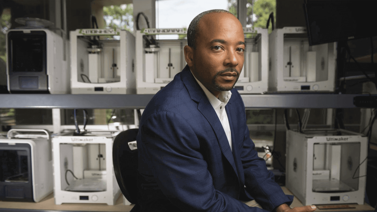 Featured image of Protecting 3D Printers From Hackers With Gold Nanoparticles