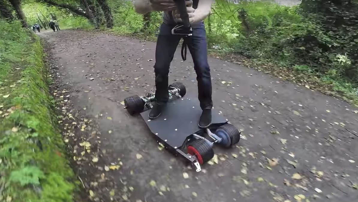 Featured image of Maker Builds BatBoard, A Batman-Themed Electric Skateboard
