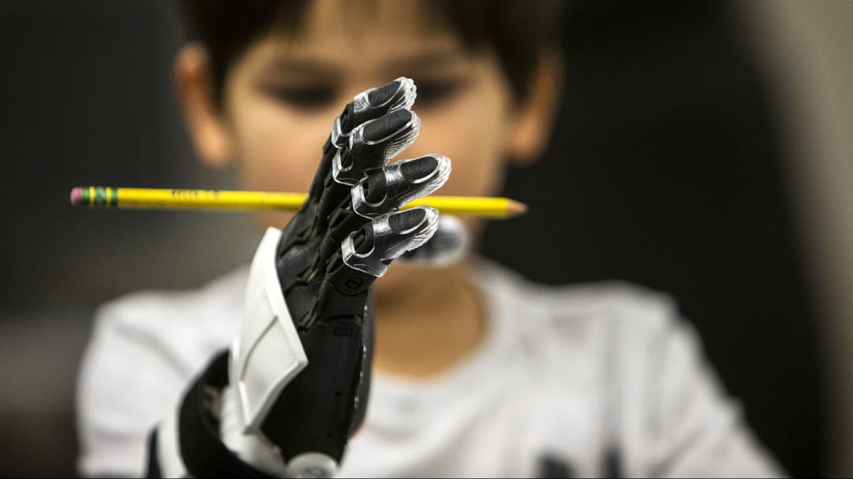 Featured image of 5-Year-Old Star Wars Fan Receives 3D Printed Stormtrooper Prosthetic