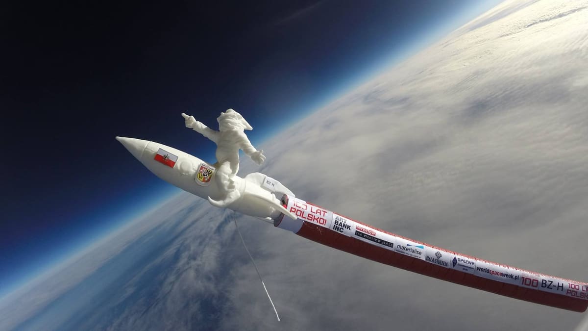 Featured image of 3D Printed Gnome Goes to Space to Celebrate 100 Years of Polish Independence