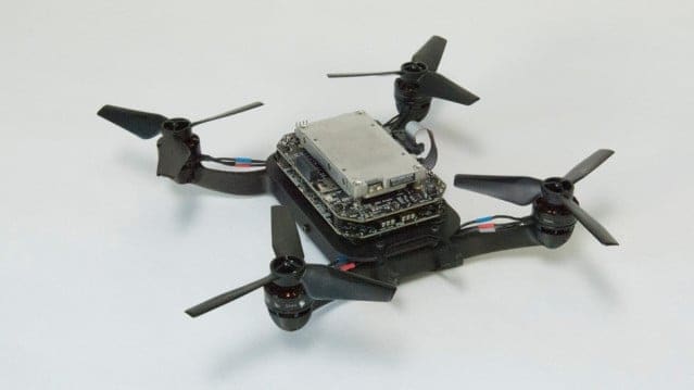 Featured image of MIT Trains Drones to Fly Using VR “Flight Goggles”