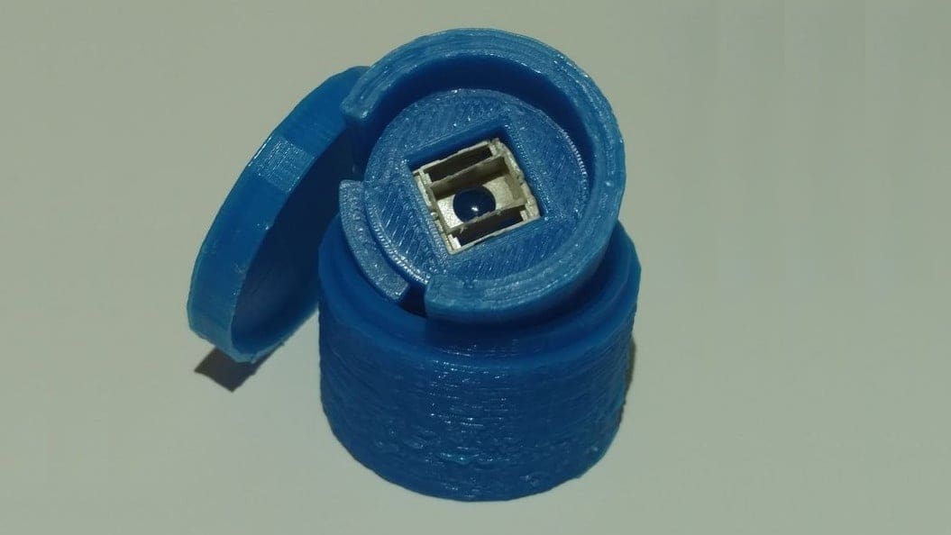 Featured image of [Project] Create a 3D Printed Pocket Microscope from E-Waste