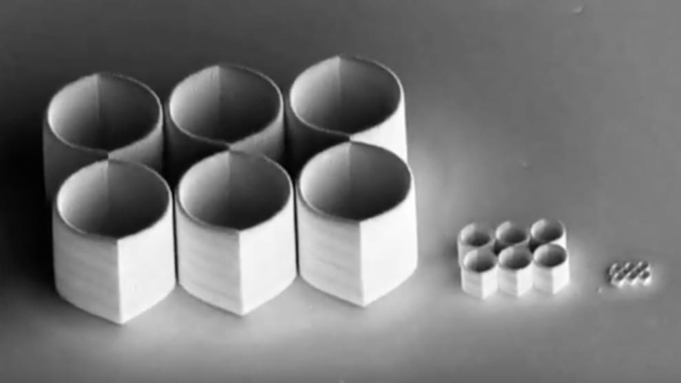 Featured image of 3D Printing Impossible Object Optical Illusions as Small as Red Blood Cells
