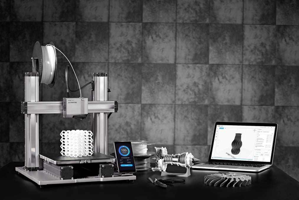 Featured image of Snapmaker Offers Free Shipping Across the Globe on $200+ Orders