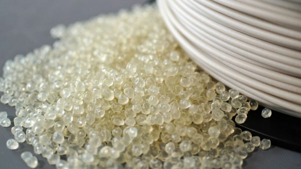 Featured image of 3D Printing Filament: What to Look for Before Buying