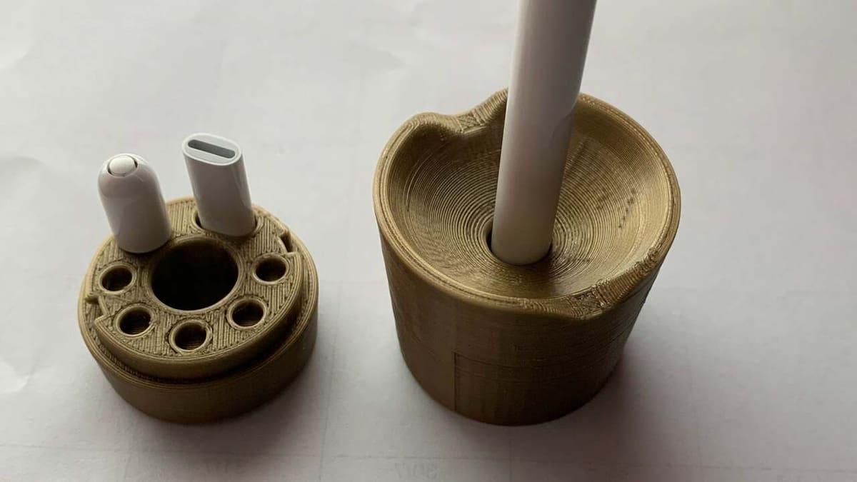Featured image of Best Apple Pencil Accessories to Buy or DIY