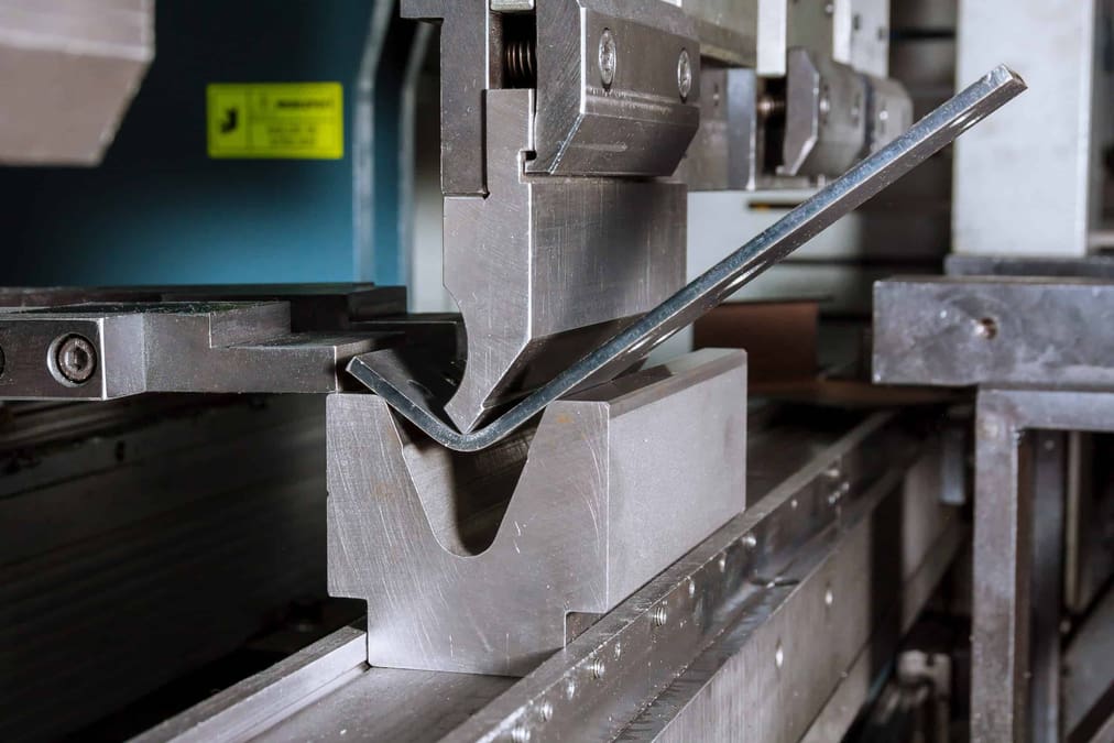 Featured image of SolidWorks: Sheet Metal – Simply Explained