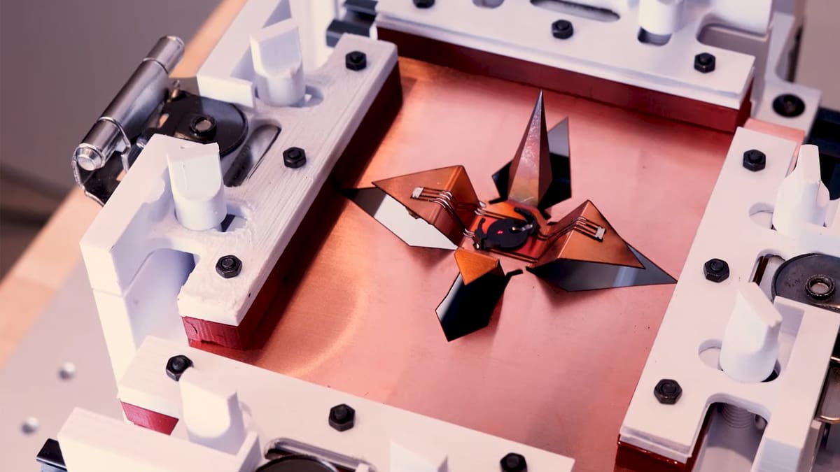 Featured image of Fibercuit Makes Custom Flexible Circuits With a Fiber Laser Engraver