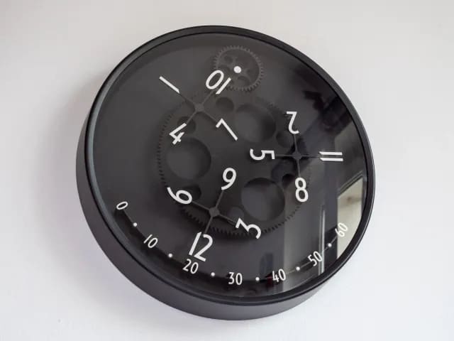 Featured image of Upgrade Your Wall With This Printable Wandering Hour Clock