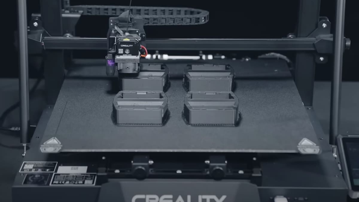 Featured image of Creality CR-M4 vs Mingda Magician Pro: The Differences