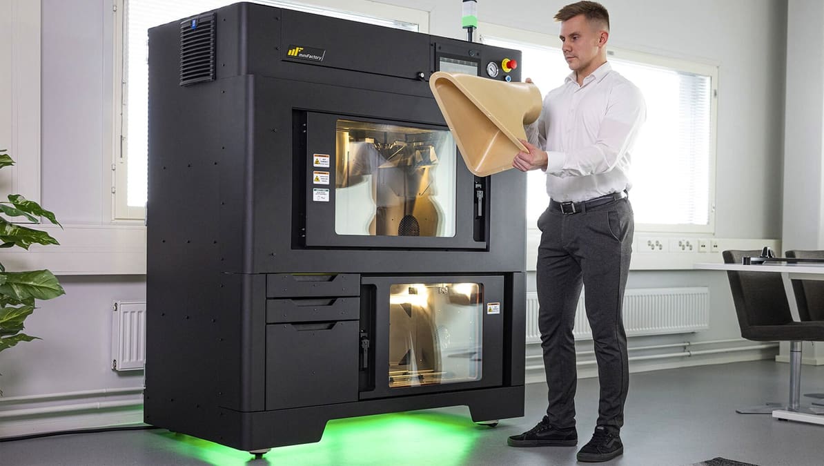 Featured image of PEEK 3D Printer Guide & All You Need to Know
