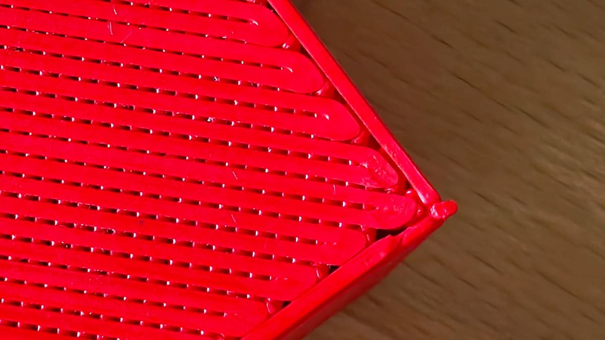 Featured image of Gaps in 3D Prints Are A-Void-Able: 7 Types Detailed and How to Fix Them