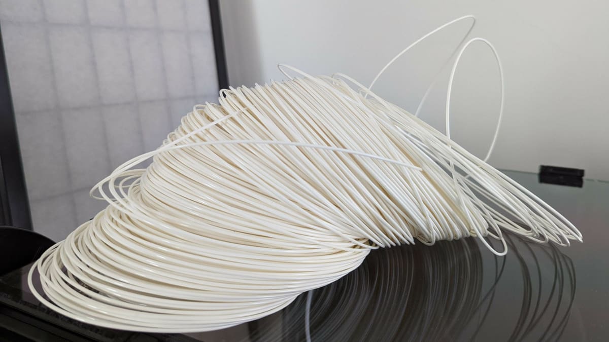 Featured image of How to Respool Filament – Simply Explained