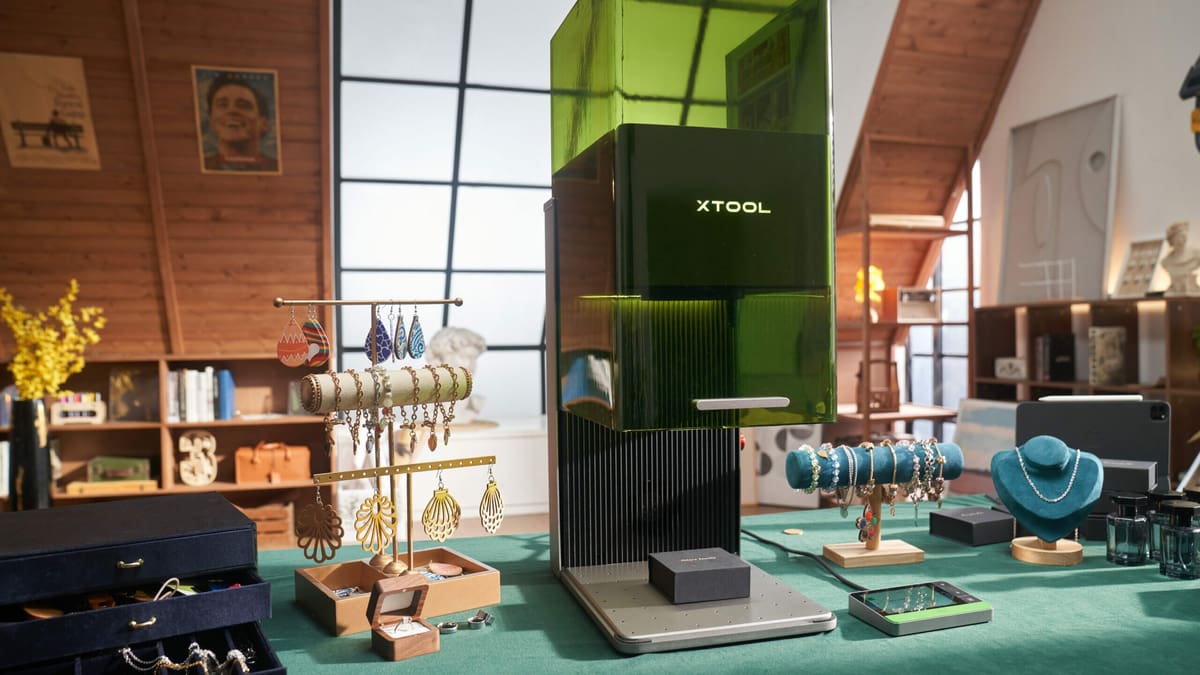 Image de l'en-tête de Laser xTool F1 Ultra : la solution de production ultime pour les petites entreprises (sponsorisé)