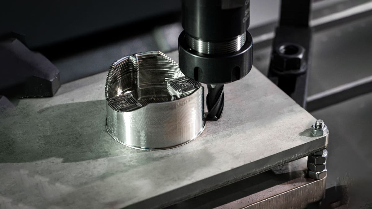 Imagem de destaque De 10 semanas para 72 horas: o poder da manufatura híbrida (impressão 3D e usinagem CNC)