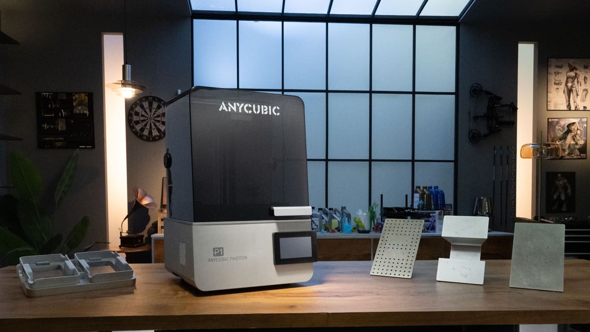Imagen principal de Anycubic redobla la apuesta con la Photon P1, una impresora 3D de resina prosumer con dos volúmenes de impresión