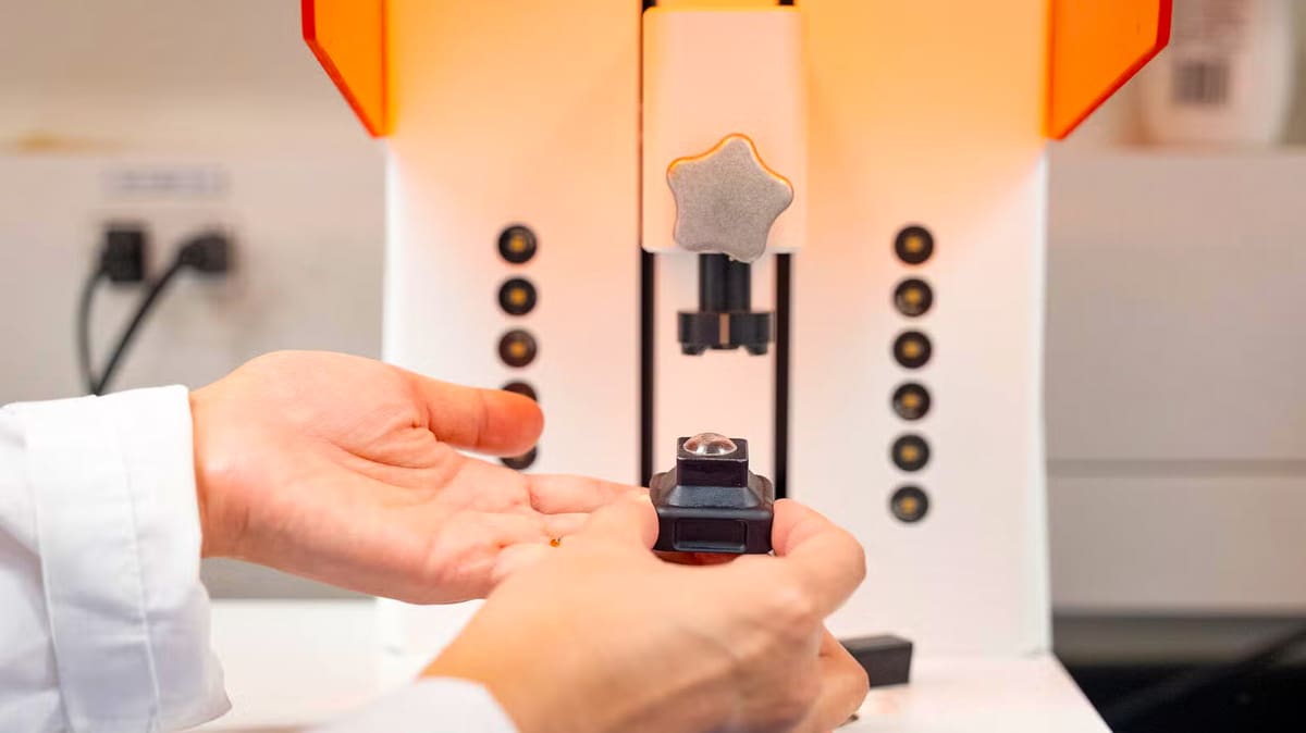 Featured image of 3D-gedruckte Kontaktlinsen: Neue Technologie liefert Maßanfertigung in 20 Minuten