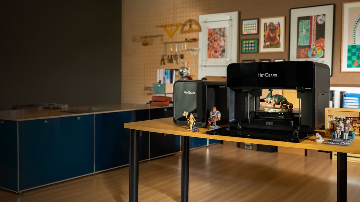 Featured image of HeyGears G1 Series Lands on Kickstarter: Industrial Full-Color 3D and UV Printing On Your Desktop