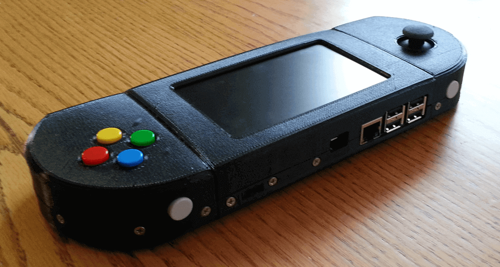 Photo de Boîtier RetroPie: Super Game PiSP (boîtier Raspberry Pi pour PSP)